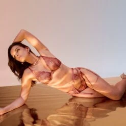 Aubade Crazy In Love Wired Plunge Bra 9 Aubade Crazy In Love Wired Plunge Bra -Maison SL Store 15 CATA 15 5DF12 5D26 5D50 WARMPINK 394 V4