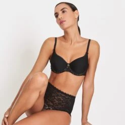 Aubade Rosessence Seamless T-Shirt Bra -Maison SL Store 52d123e2 8843 490a a9ad 70413c132f98