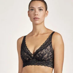 Aubade Rosessence Wireless Lace Bralette -Maison SL Store HK10 02 NOIR 2