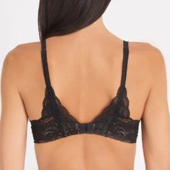 Aubade Rosessence Wired Plunge Bra -Maison SL Store HK14 NOIR 3 39921925 982f 44f1 a352 9720b54d0205