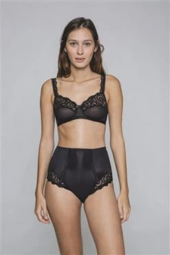 Maison Lejaby Gaby Wireless Soft Bra 11 Maison Lejaby Gaby Wireless Soft Bra -Maison SL Store MAISON LEJABY GABY WIRELESS BRA BLACK NOTTING HILL