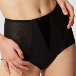 Maison SL Store -Maison SL Store gainette maison lejaby silhouette noir 19859 1 1