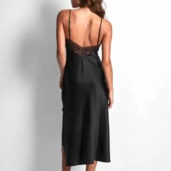 Aubade Midnight Whisper Long Silk Nightwear -Maison SL Store photo 4 0b878d8a 20ab 4736 8e13 ccf2ff775975