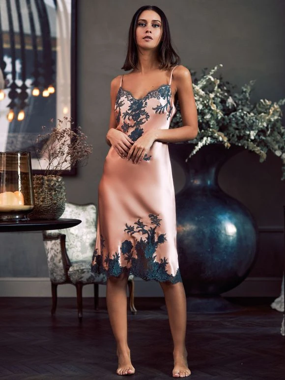 Marjolaine Phenix Silk And Lace Nightdress 5 Marjolaine Phenix Silk And Lace Nightdress - Image 3